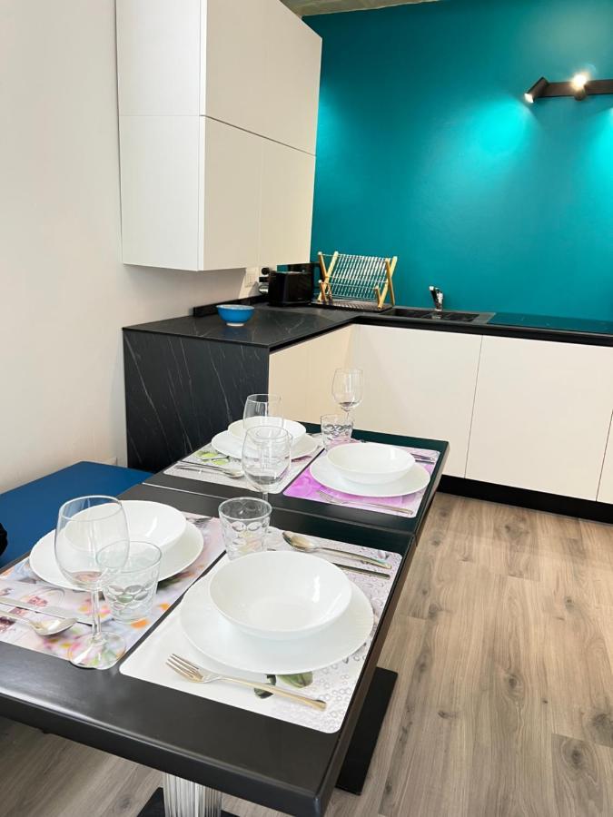 Blue Sapphire Como Cozy Flat In Center Of City Apartment Екстериор снимка